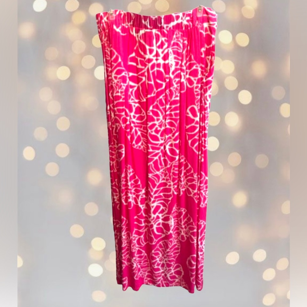 Escapada kiwi leaf print fuchsia maxi skirt size MEDIUM